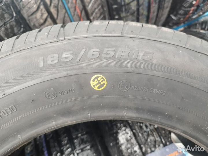 Viatti Strada Asimmetrico V-130 185/65 R15 88H