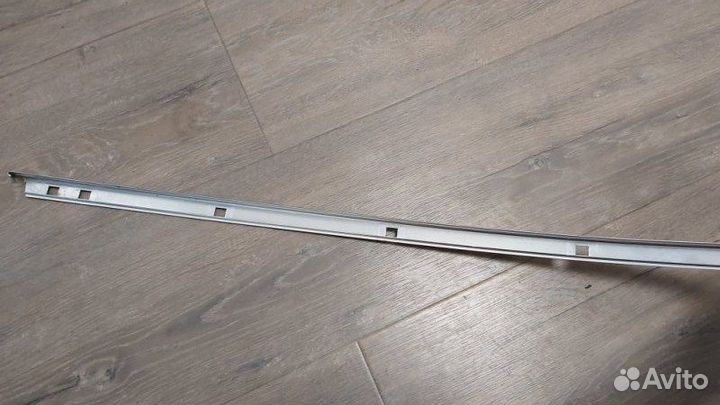 Молдинг двери передний правый Bmw 520I E39 M52