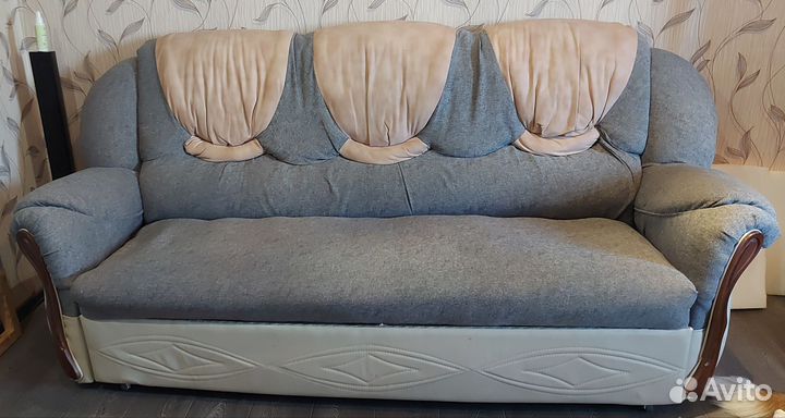 Отдам диван самовывоз