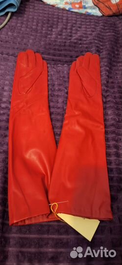 Перчатки женские высокие