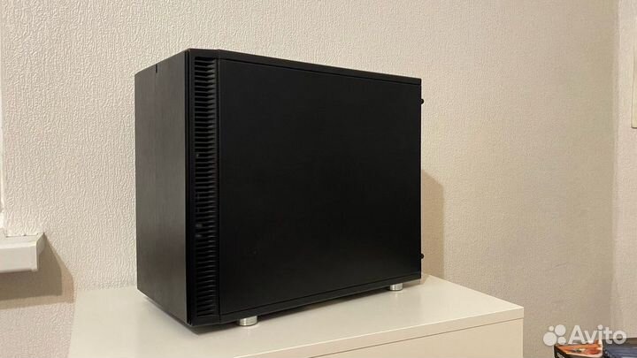 Корпус Fractal Design Define Nano S черный