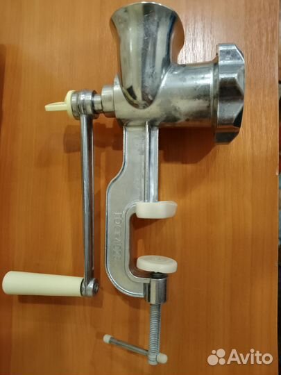 Мясорубка ручная