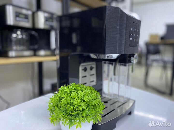 Кофеварка рожковая redmond RCM-1511