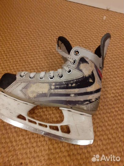 Хоккейные коньки bauer разм 33, шорты, защита паха