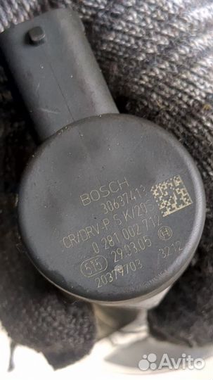 Рампа топливная Volvo S60, 2006