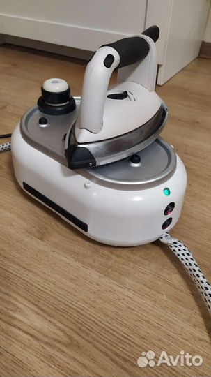 Утюг с парогенератором