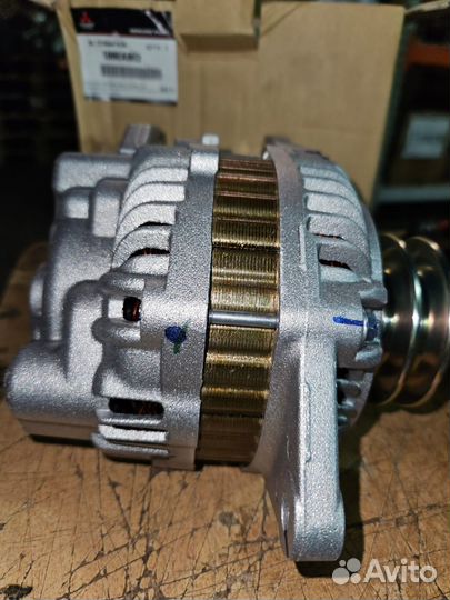 Генератор Mitsubishi Pajero Sport 3,2 1800A062