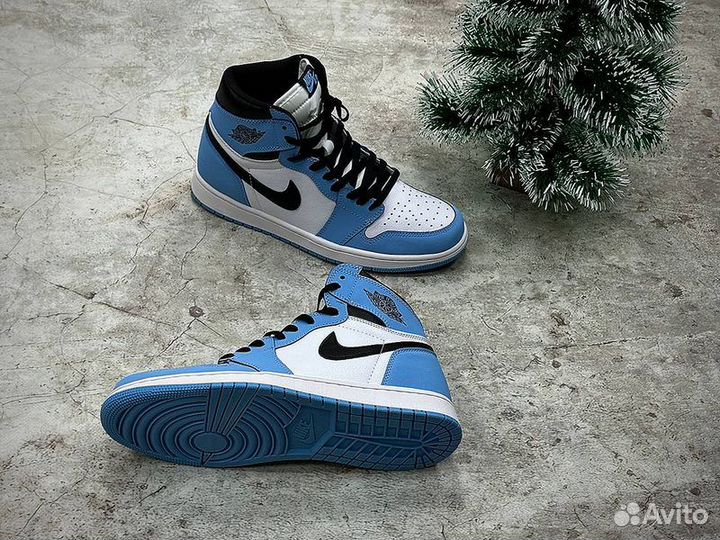 Кроссовки Nike Air Jordan 1 High University Blue