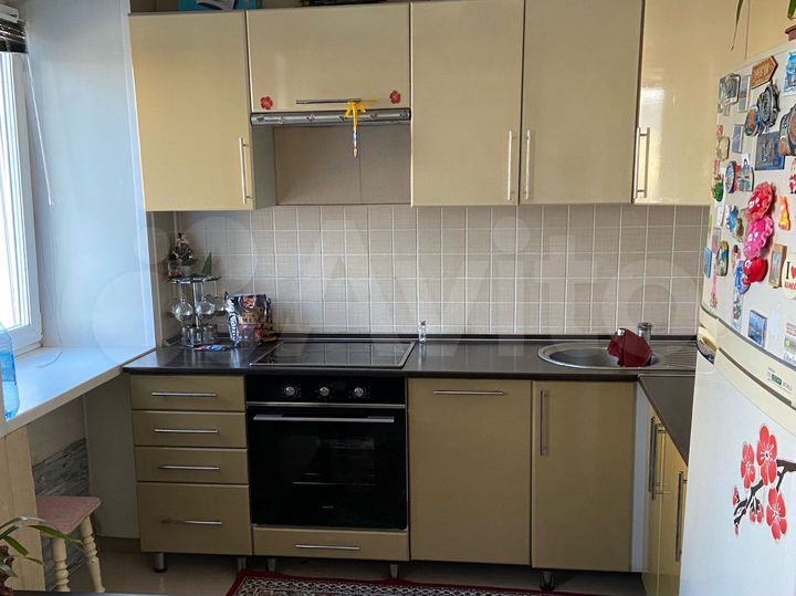 2-к. квартира, 42 м², 2/4 эт.