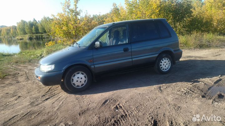 Mitsubishi Space Runner 1.8 МТ, 1992, 330 000 км