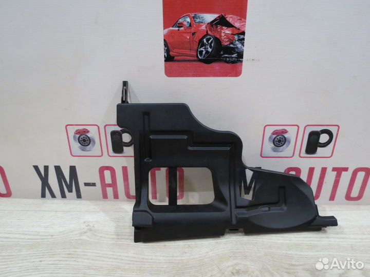 Накладка консоли задняя правая Toyota Corolla 150