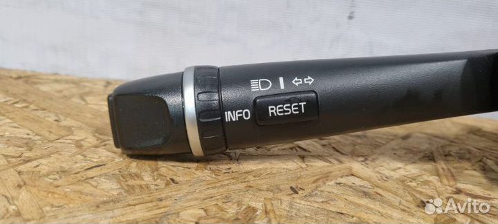 Блок подрулевых переключателей Volvo S60 седан