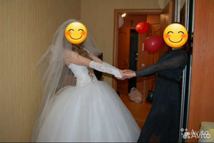 Свадебное платье