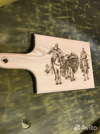 Доска разделочная с гравировкой