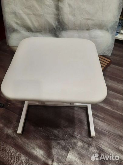 Подставка для ванночки для педикюра