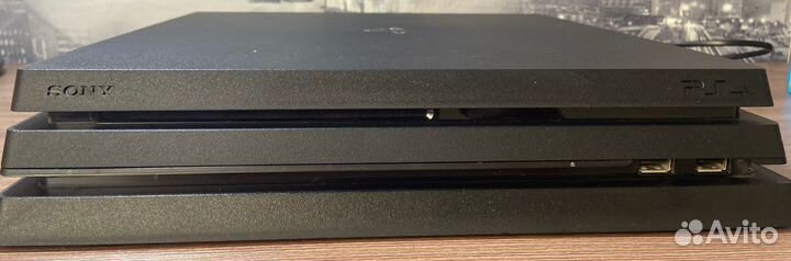 Продам рs4 pro