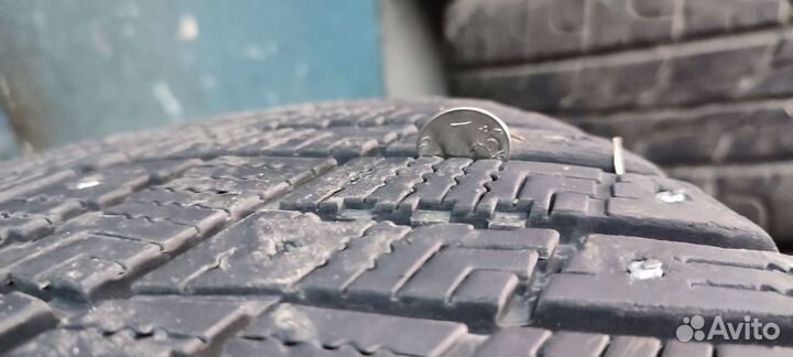 Goodyear Ultragrip Ice Arctic 225/60 R17