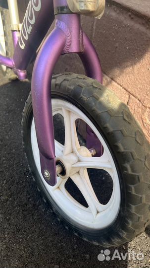 Беговел cruzee самый легкий