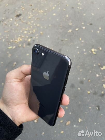iPhone 8