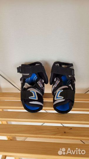 Налокотники хоккейные детские 140-150 см