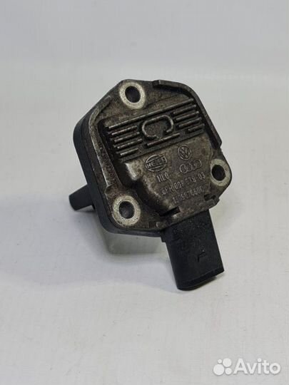 Датчик уровня масла Volkswagen Touareg