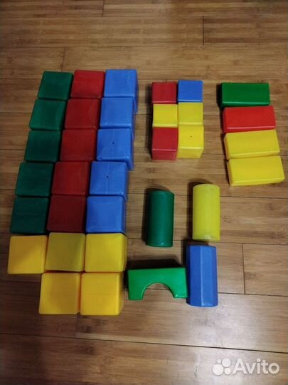 Кубики пластмассовые