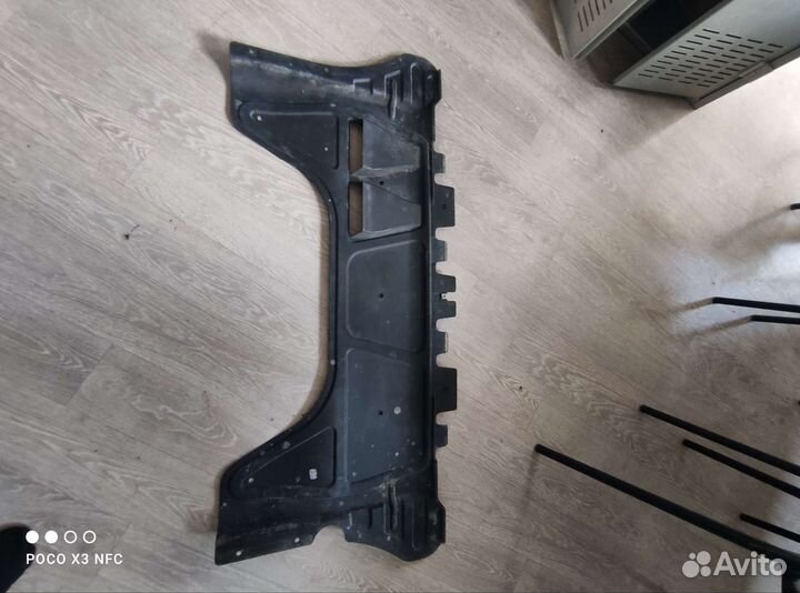 Пыльник моторного отсека skoda octavia a7