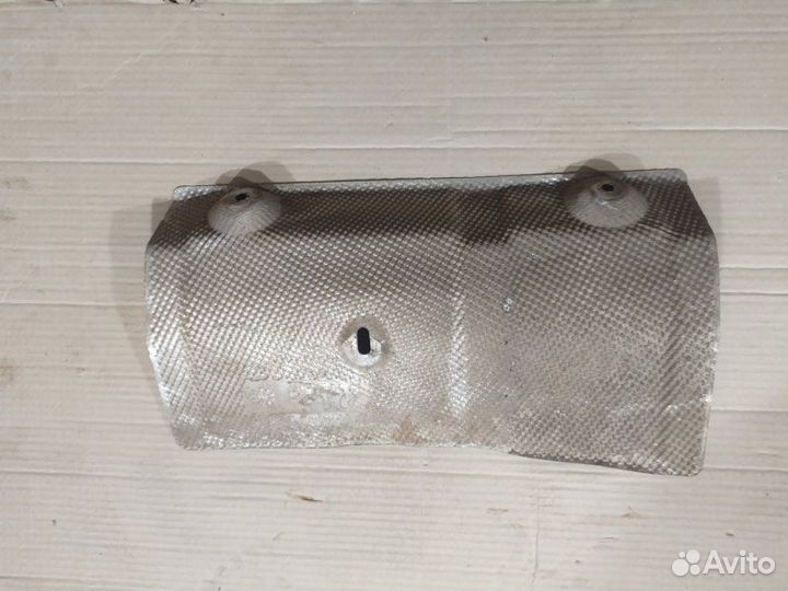 Экран тепловой Nissan Almera G15 K4M 2013