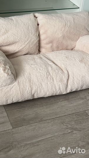 Диванчик для животных