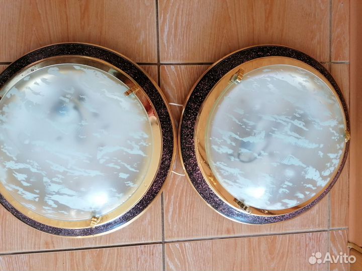 Светильники настенные