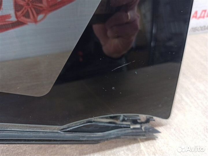 Стекло двери задней левой Land Rover Range Rover