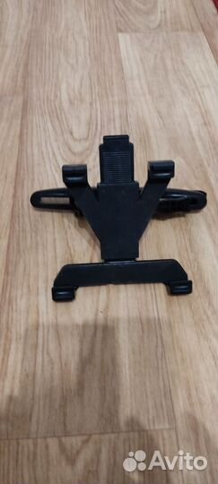 Держатель для планшета в машину