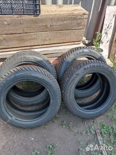 Goodyear Ultragrip Ice Arctic 205/55 R16