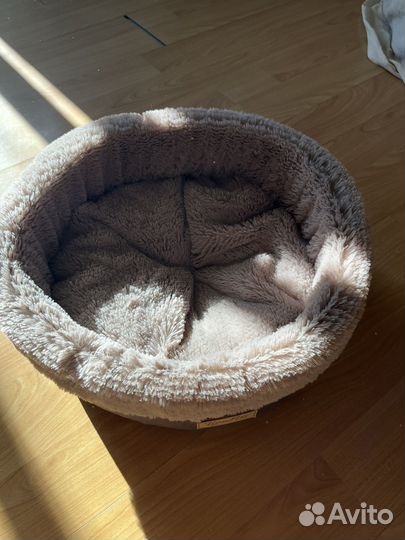 Лежанка для собак и кошек