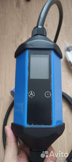 Зарядное устройство для электромобиля Type 2 7.4kW