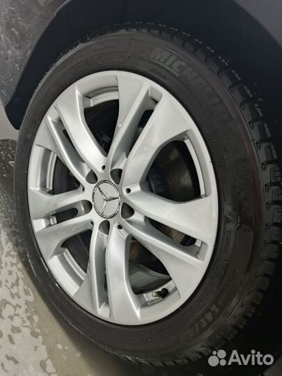 Michelin Latitude X-Ice 245/45 R17