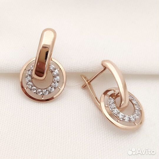 Золотые серьги с подвесками круг фианиты