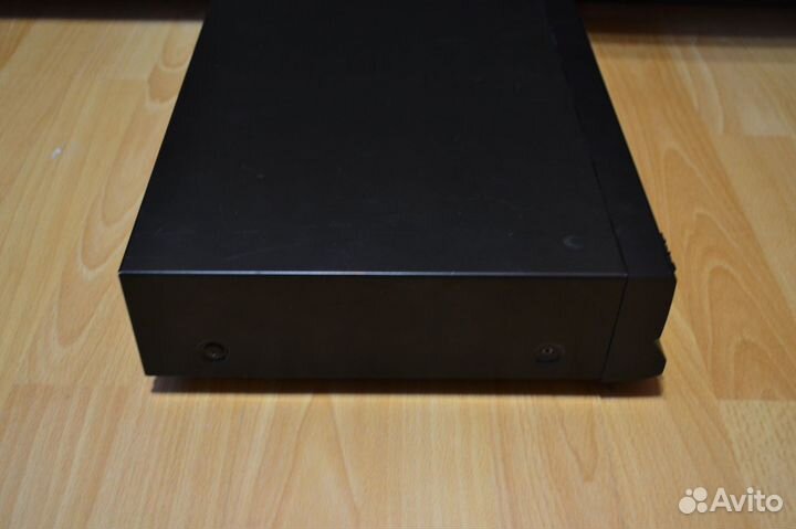 Проигрыатель компакт дисков (CD)