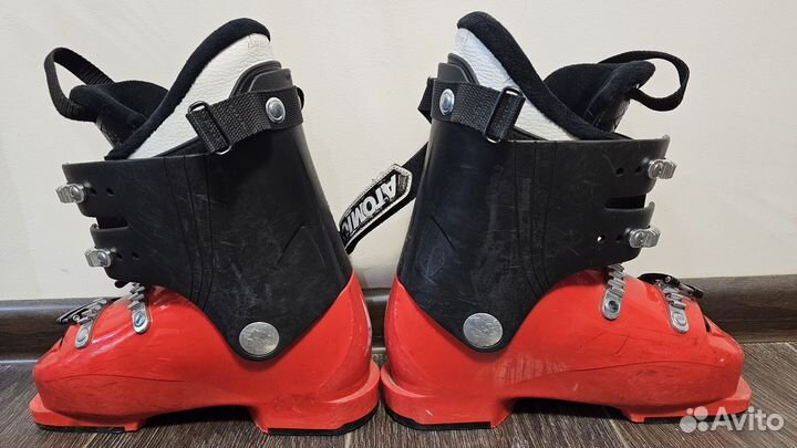 Горнолыжные ботинки atomic 23-23,5