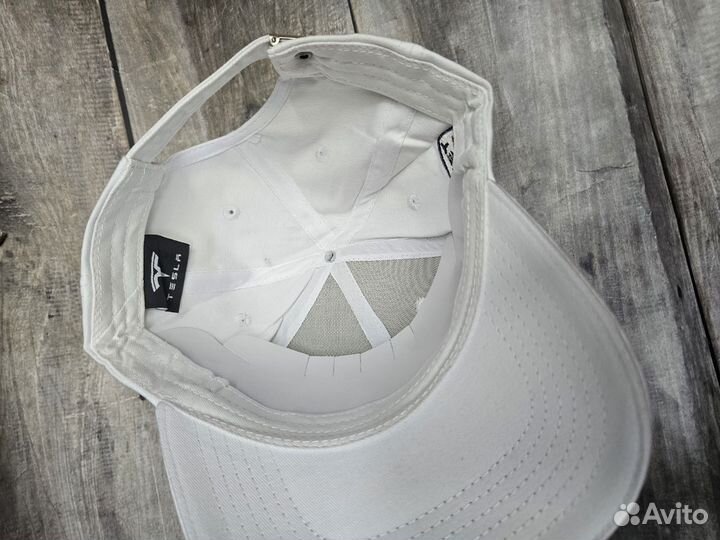 Бейсболка Tesla