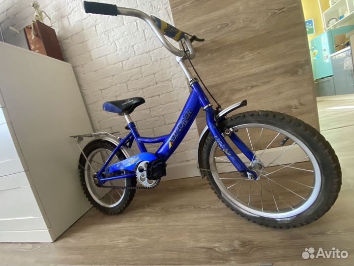 Детский велосипед 16