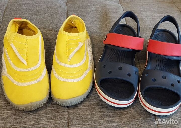 Сандалии crocs j2, кеды для пляжа reima