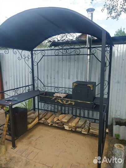 Беседка с мангалом