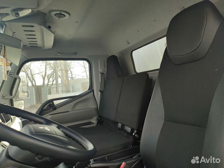 Mitsubishi Fuso Canter, 2022