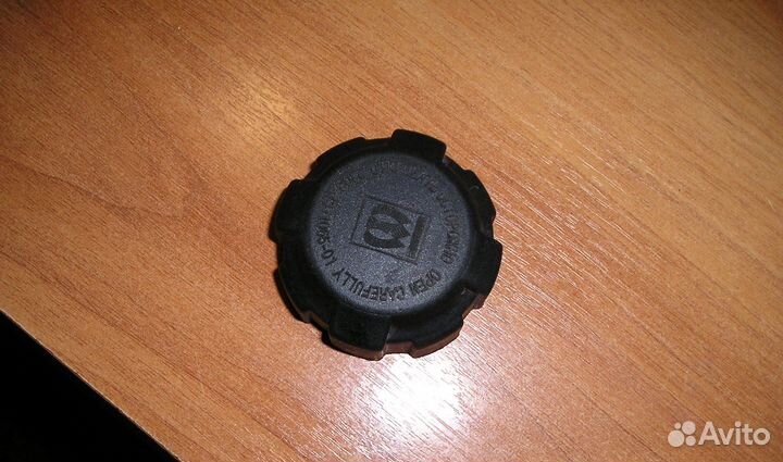 Крышка бачка расширительного ваз