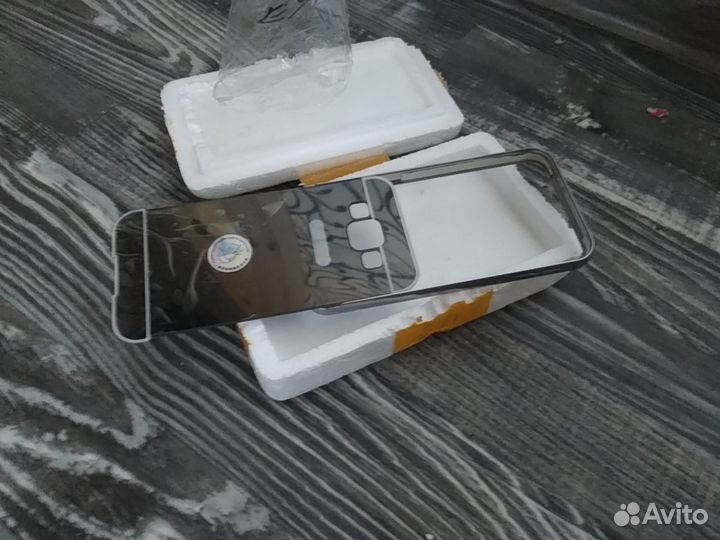 Зеркальный бампер на самсунг Е5