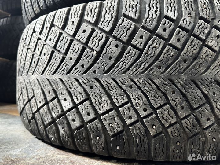 Michelin X-Ice North 4 SUV 285/60 R18