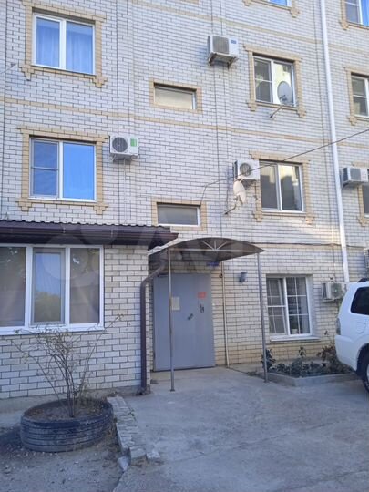 2-к. квартира, 61 м², 3/6 эт.