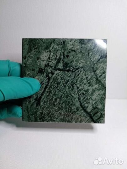 100*100*10 мм. Каменная подставка под статуэтку