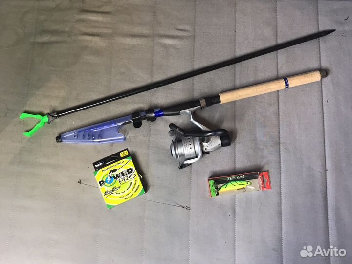 Спининг Shimano. 2.1м. Test 10-30g Воблер,комплект